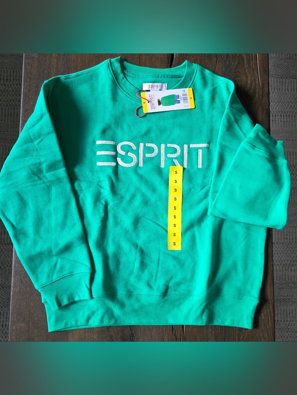 Retro ESPRIT Sweatshirt with Embroidered Logo Vintage-Inspired  Green Size S